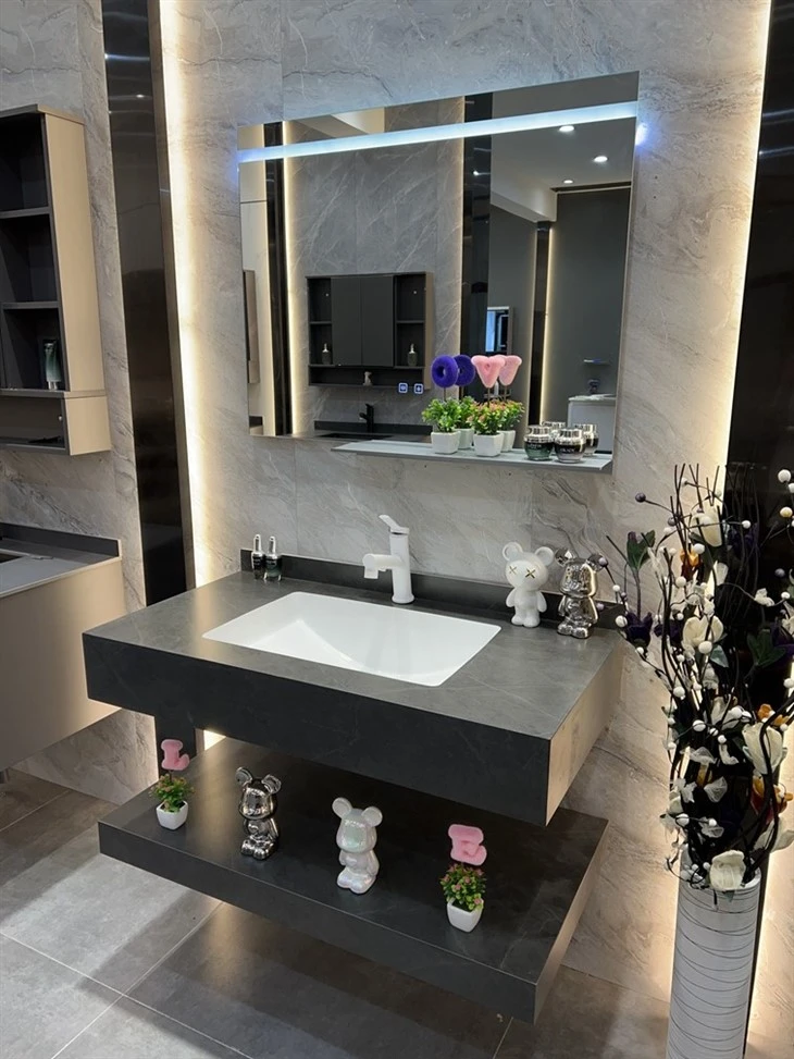 Outdoor Bathroom Slate Cabinet