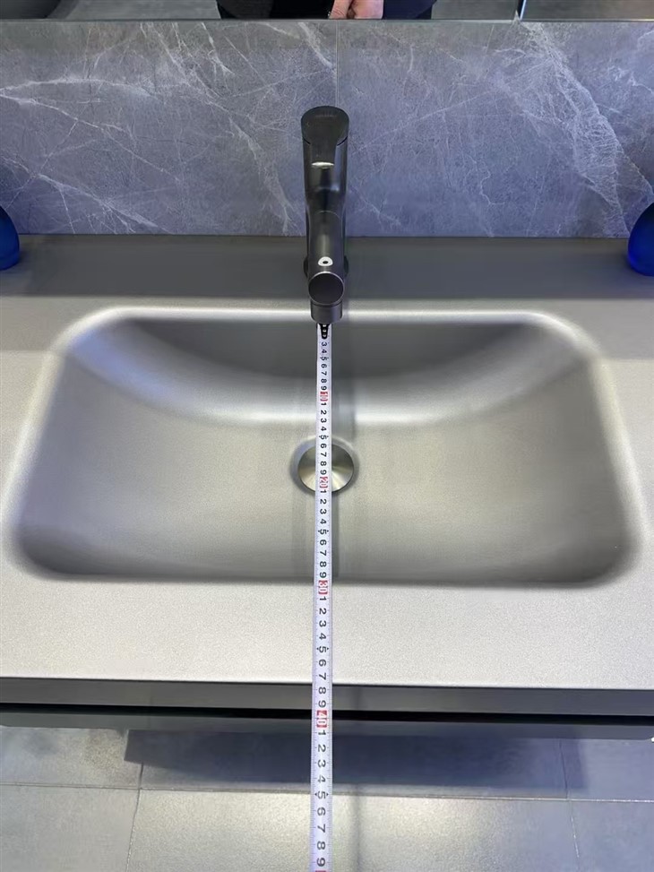 Modern Minimalist Paint-Free Multi-Layer Solid Wood Bathroom Vanity high quality